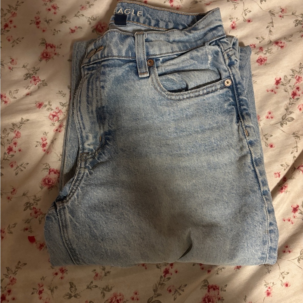 American Eagle Outfitters Light Blue Jeans